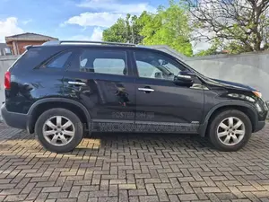 Kia Sorento 2011 SUV (Used)