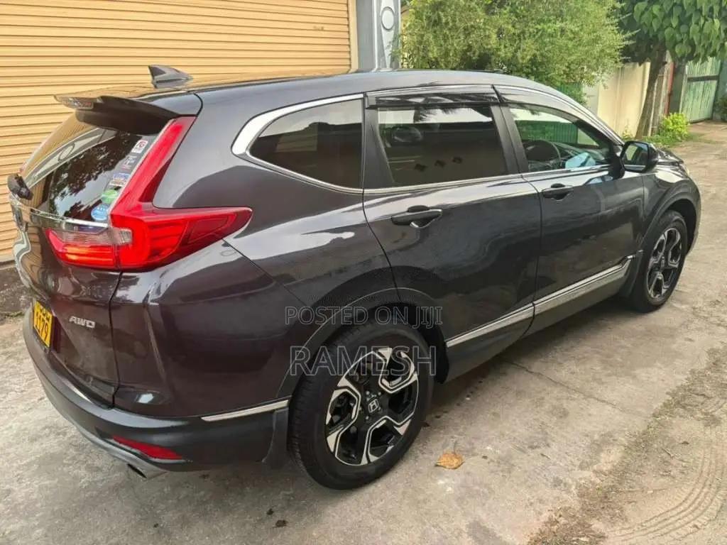 Honda CRV MASTERPIECE AWD JAPAN 2018 SUV (Used)
