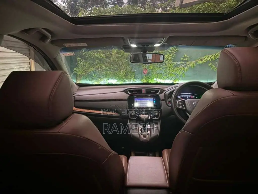Honda CRV MASTERPIECE AWD JAPAN 2018 SUV (Used)