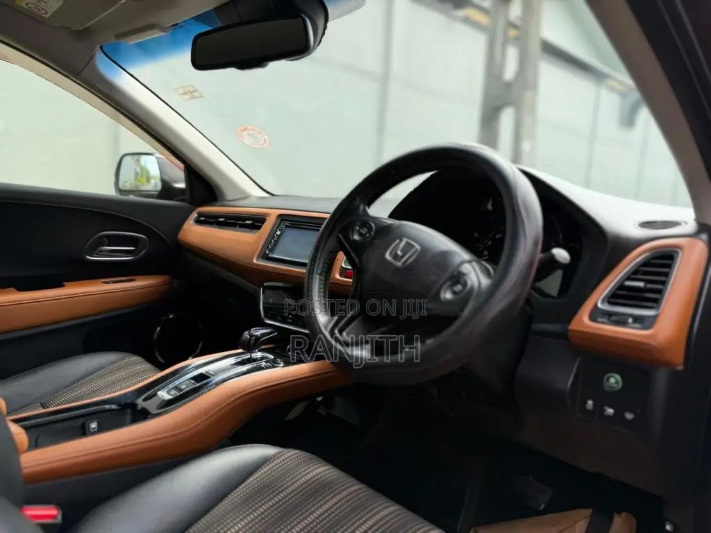 Honda Vezel 2015 SUV (Used)