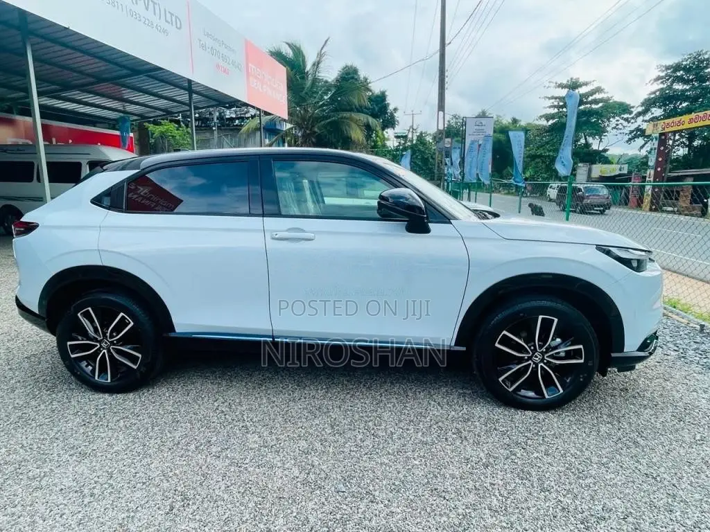 Honda Vezel Z Play 2026 SUV Unregistered (Recondition)