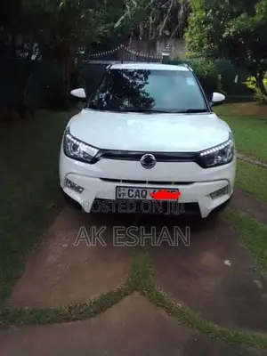 Micro Tivoli 2016 SUV (Used)