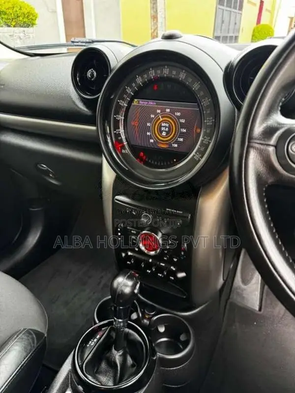 BMW MINI COOPER COUNTRYMAN 1.6 L 2016 SUV (Used)