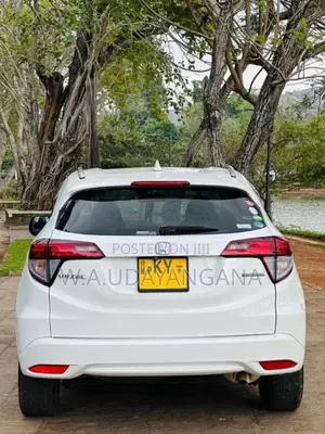Honda Vezel 2014 SUV (Used)