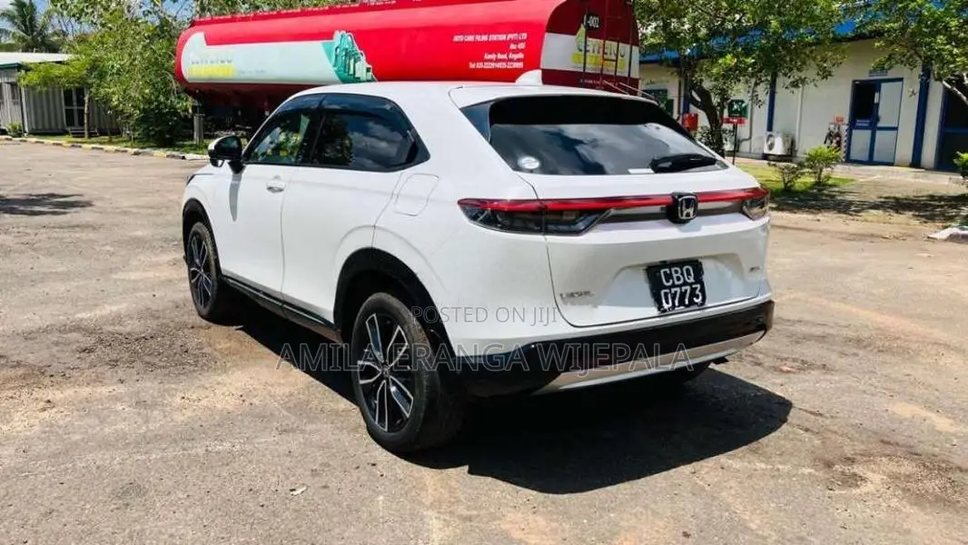 Honda Vezel Z Premium Grade 2024 SUV (Used)