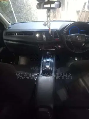 Honda Vezel 2014 SUV (Used)