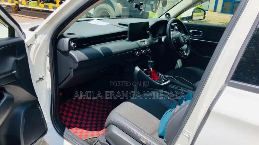 Honda Vezel Z Premium Grade 2024 SUV (Used)