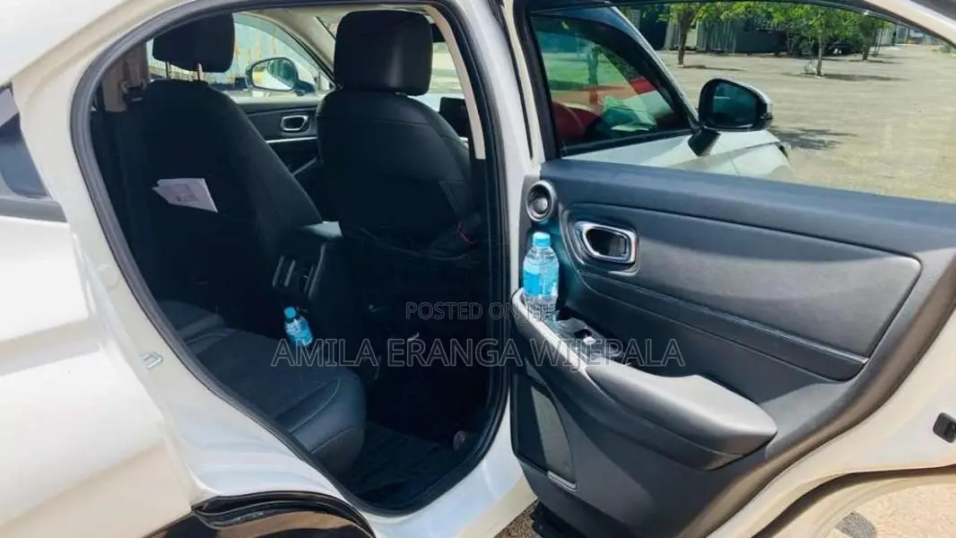 Honda Vezel Z Premium Grade 2024 SUV (Used)