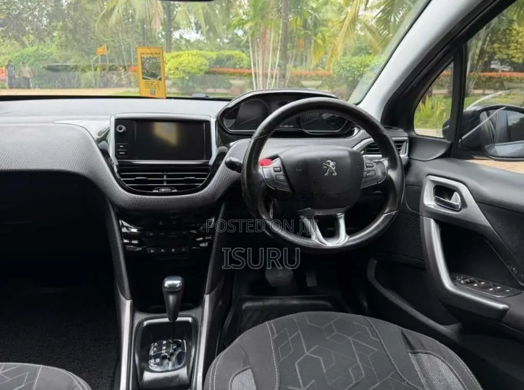 Peugeot 2008 Peugeot 2018 SUV (Used)