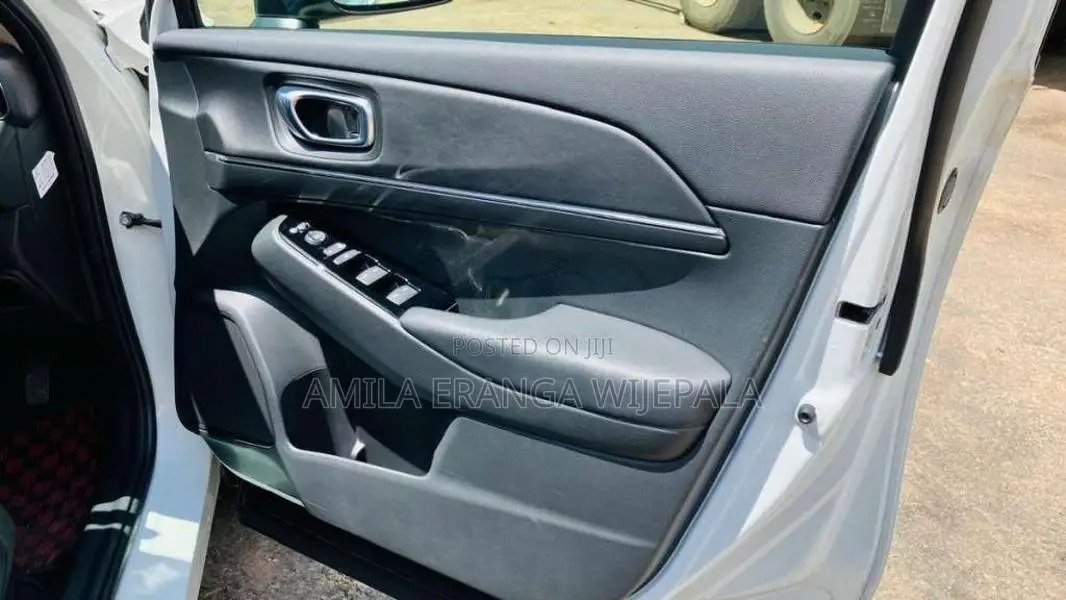 Honda Vezel Z Premium Grade 2024 SUV (Used)