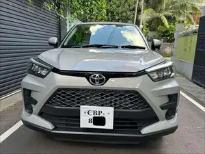 Toyota Raize 2022 SUV (Used)