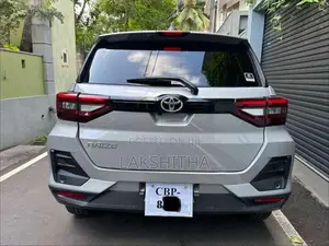 Toyota Raize 2022 SUV (Used)
