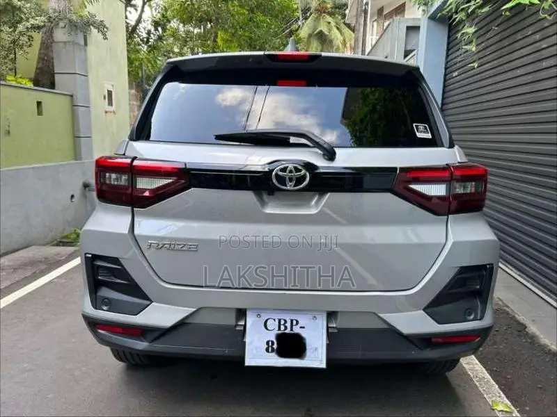 Toyota Raize 2022 SUV (Used)