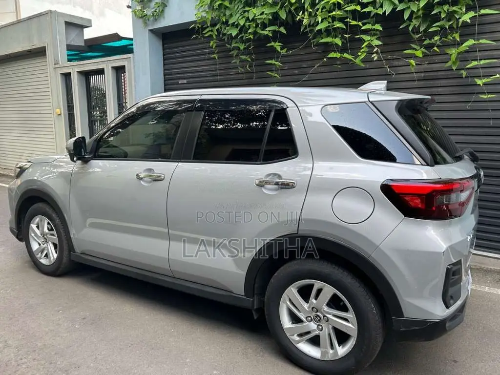 Toyota Raize 2022 SUV (Used)