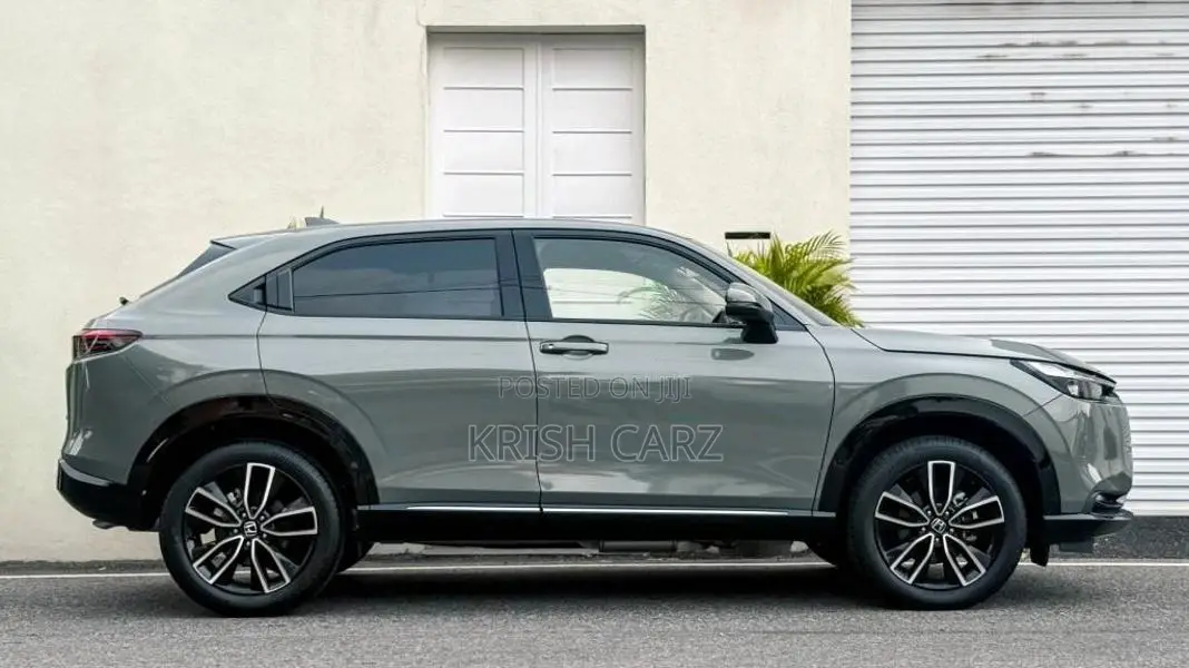 Honda Vezel Z HEV 2025 SUV Unregistered (Recondition)
