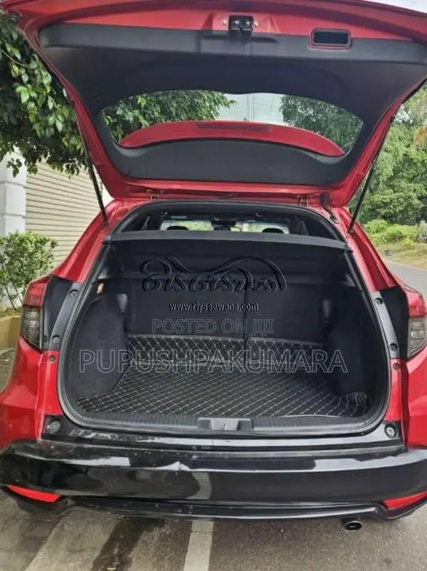 Honda Vezel 2018 SUV (Used)