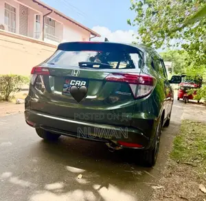 Honda Vezel 2014 SUV (Used)