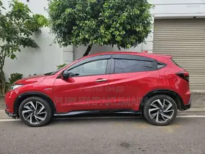 Honda Vezel 2018 SUV (Used)