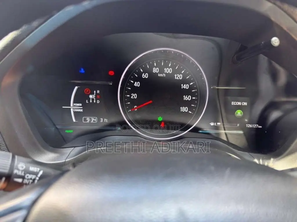 Honda Vezel Rs Sensing 2017 SUV (Used)