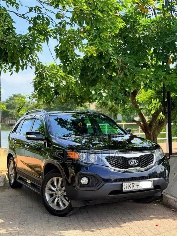 Kia Sorento 1 To 12 2011 SUV (Used)