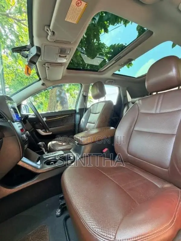 Kia Sorento 1 To 12 2011 SUV (Used)