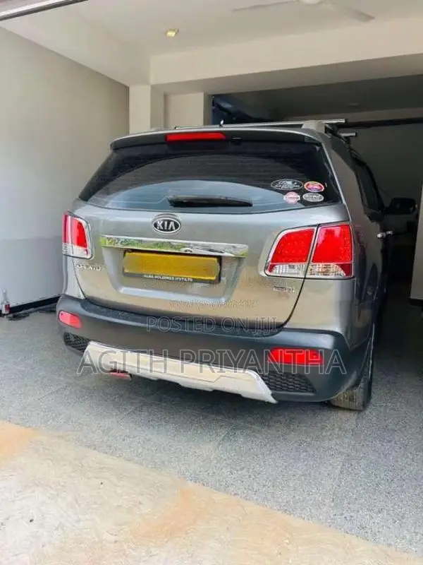 Kia Sorento 2011 SUV (Used)