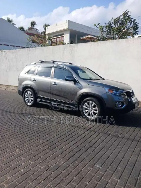 Kia Sorento 2011 SUV (Used)