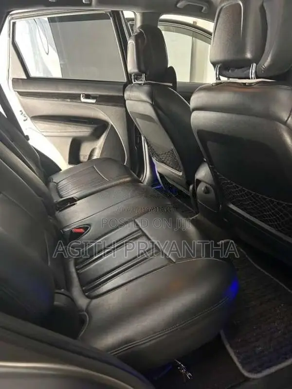 Kia Sorento 2011 SUV (Used)