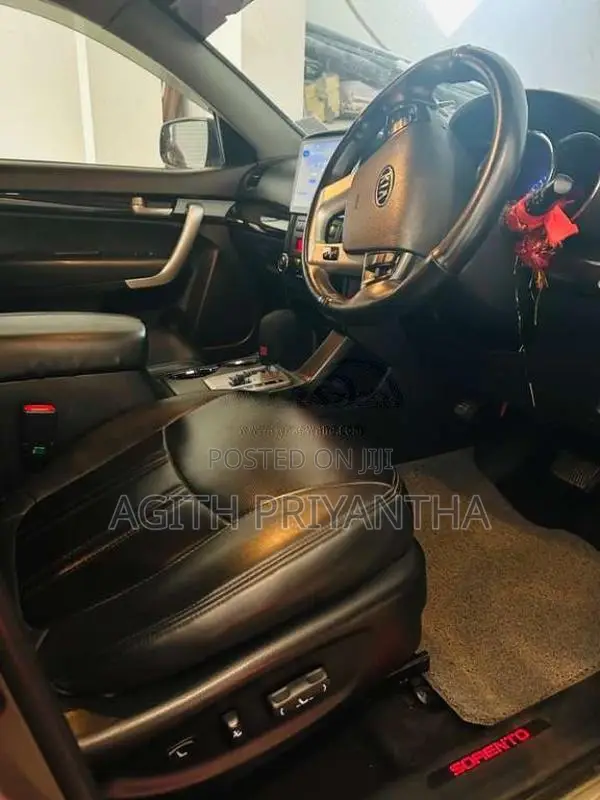 Kia Sorento 2011 SUV (Used)