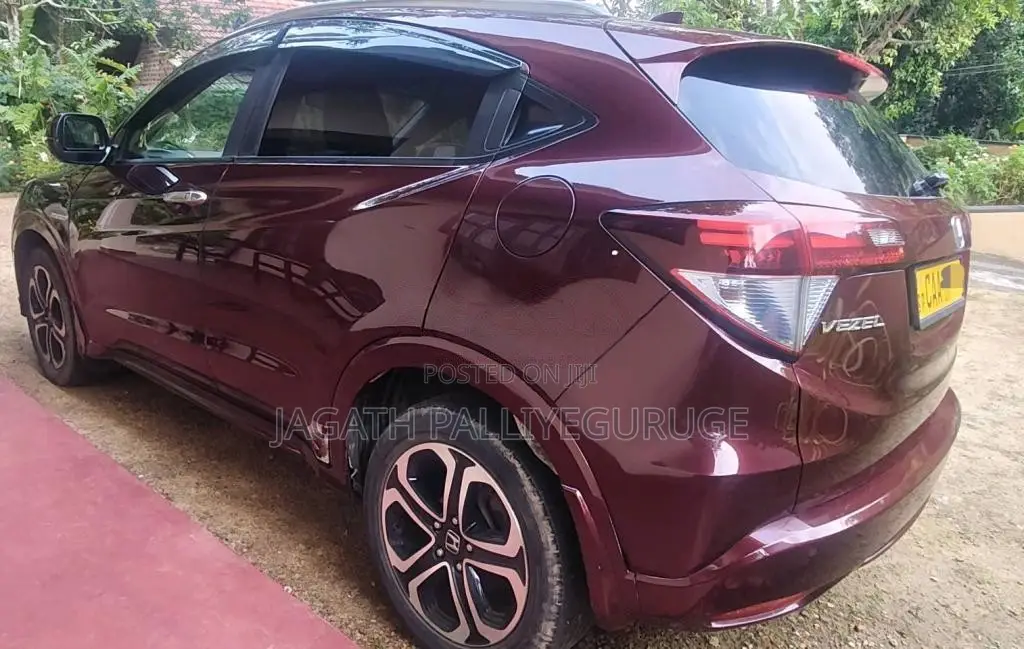 Honda Vezel 2014 SUV (Used)