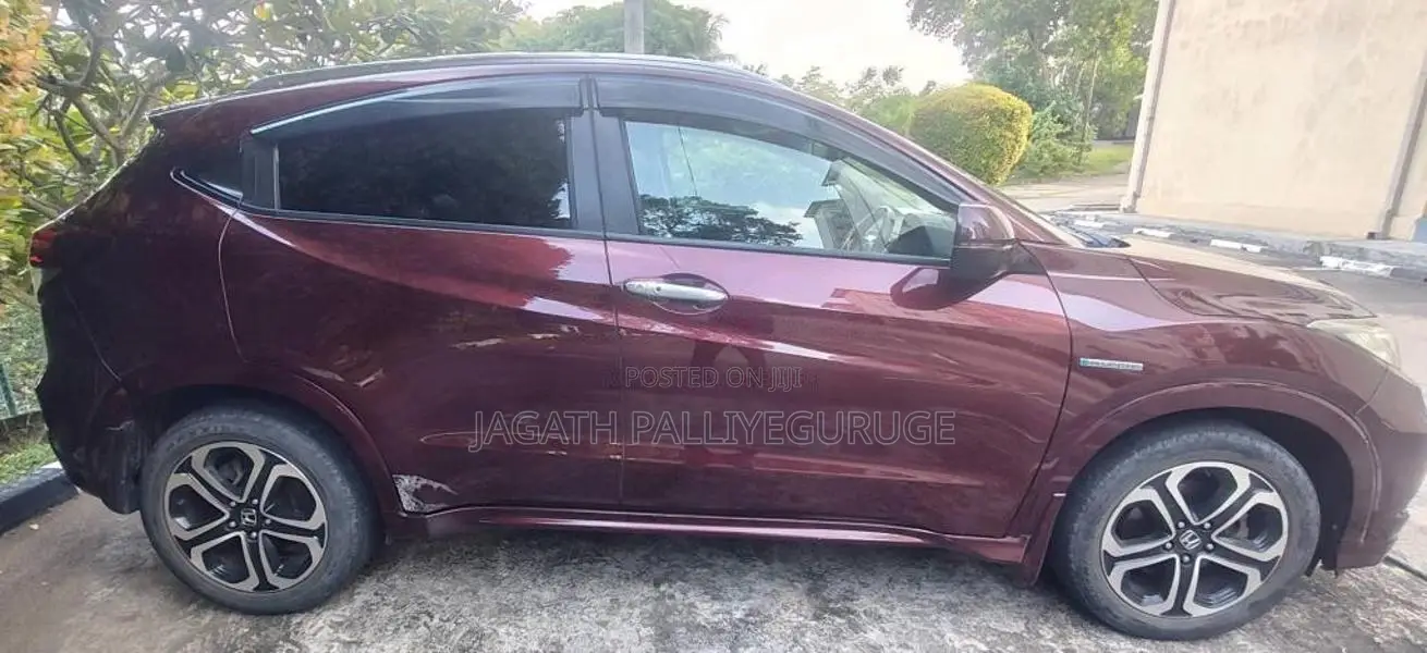 Honda Vezel 2014 SUV (Used)