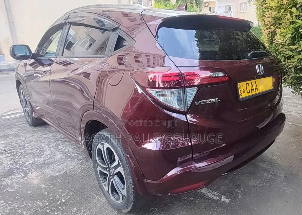 Honda Vezel 2014 SUV (Used)