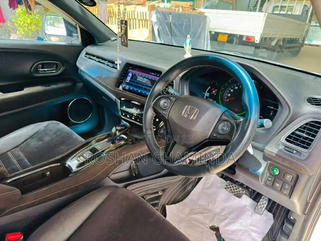 Honda Vezel 2017 SUV (Used)
