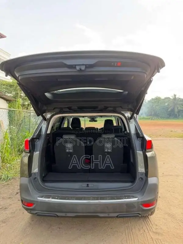 Peugeot 5008 2019 SUV (Used)