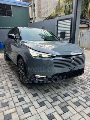 Honda Vezel Z Play Moon Roof 2026 SUV Brand New