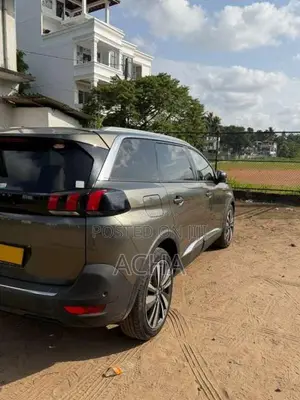 Peugeot 5008 2019 SUV (Used)