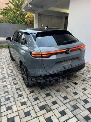 Honda Vezel Z Play Moon Roof 2026 SUV Brand New