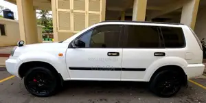 Nissan X-Trail T30 2004 SUV (Used)