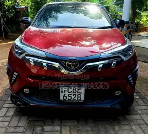 Toyota CHR NGX 10 2018 SUV (Used)