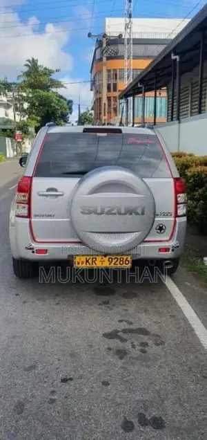 Suzuki Grand Vitara 2011 SUV (Used)