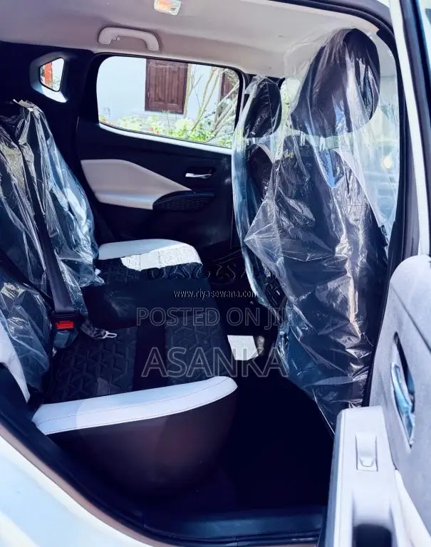Nissan Magnite TEKNA EZ-SHIFT 2026 SUV Brand New