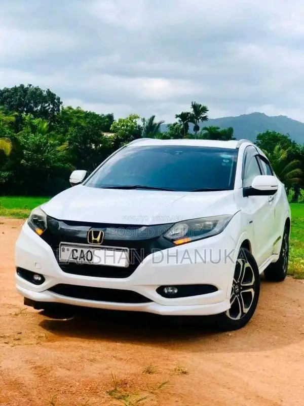 Honda Vezel Z 2015 SUV (Used)