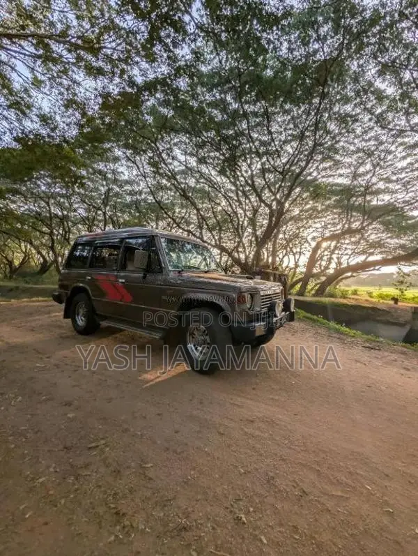 Mitsubishi Pajero 1988 SUV Brand New