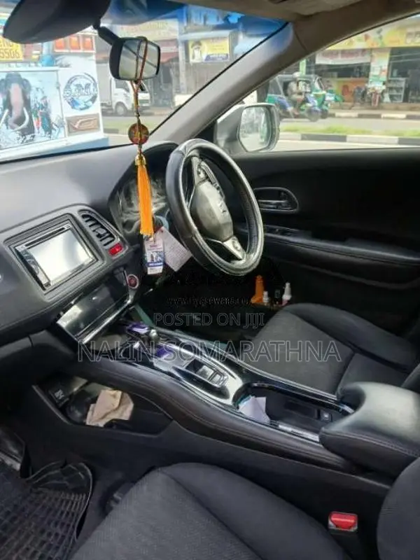 Honda Vezel 2014 SUV (Used)