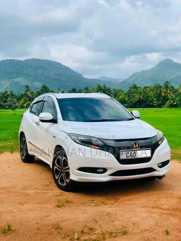 Honda Vezel Z 2015 SUV (Used)
