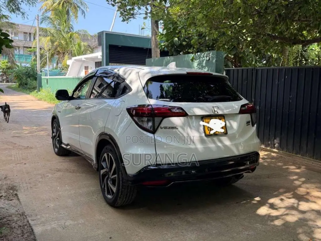 Honda Vezel 2017 SUV (Used)