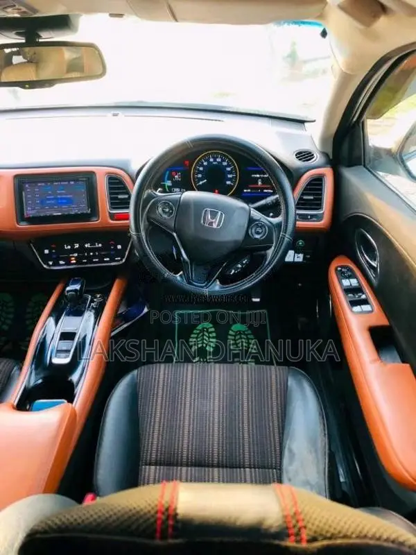 Honda Vezel Z 2015 SUV (Used)