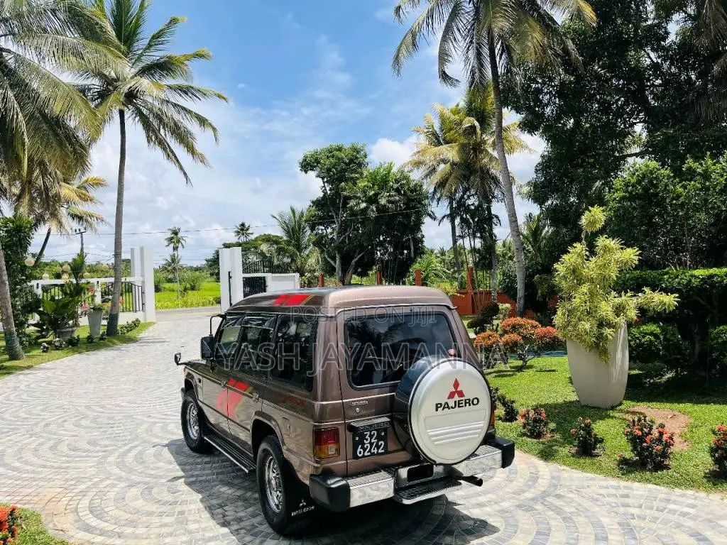 Mitsubishi Pajero 1988 SUV Brand New