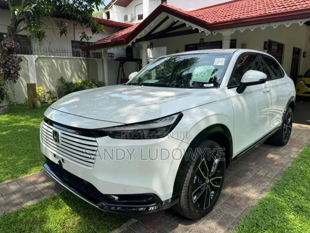 Honda Vezel Z Premium With 10 Speakers 2026 SUV Brand New