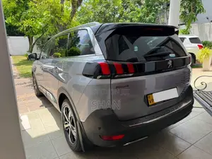 Peugeot 5008 2018 SUV (Used)